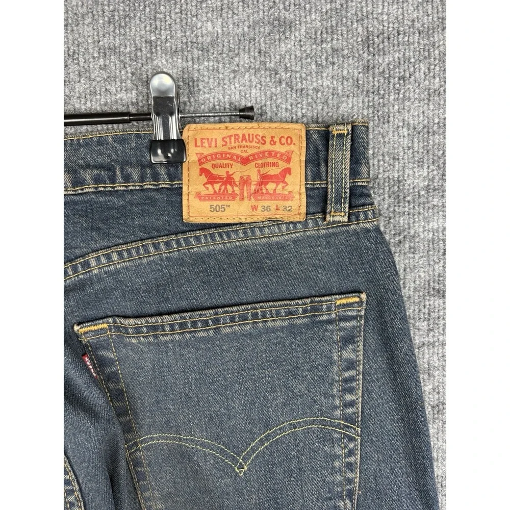 Levis levis 505